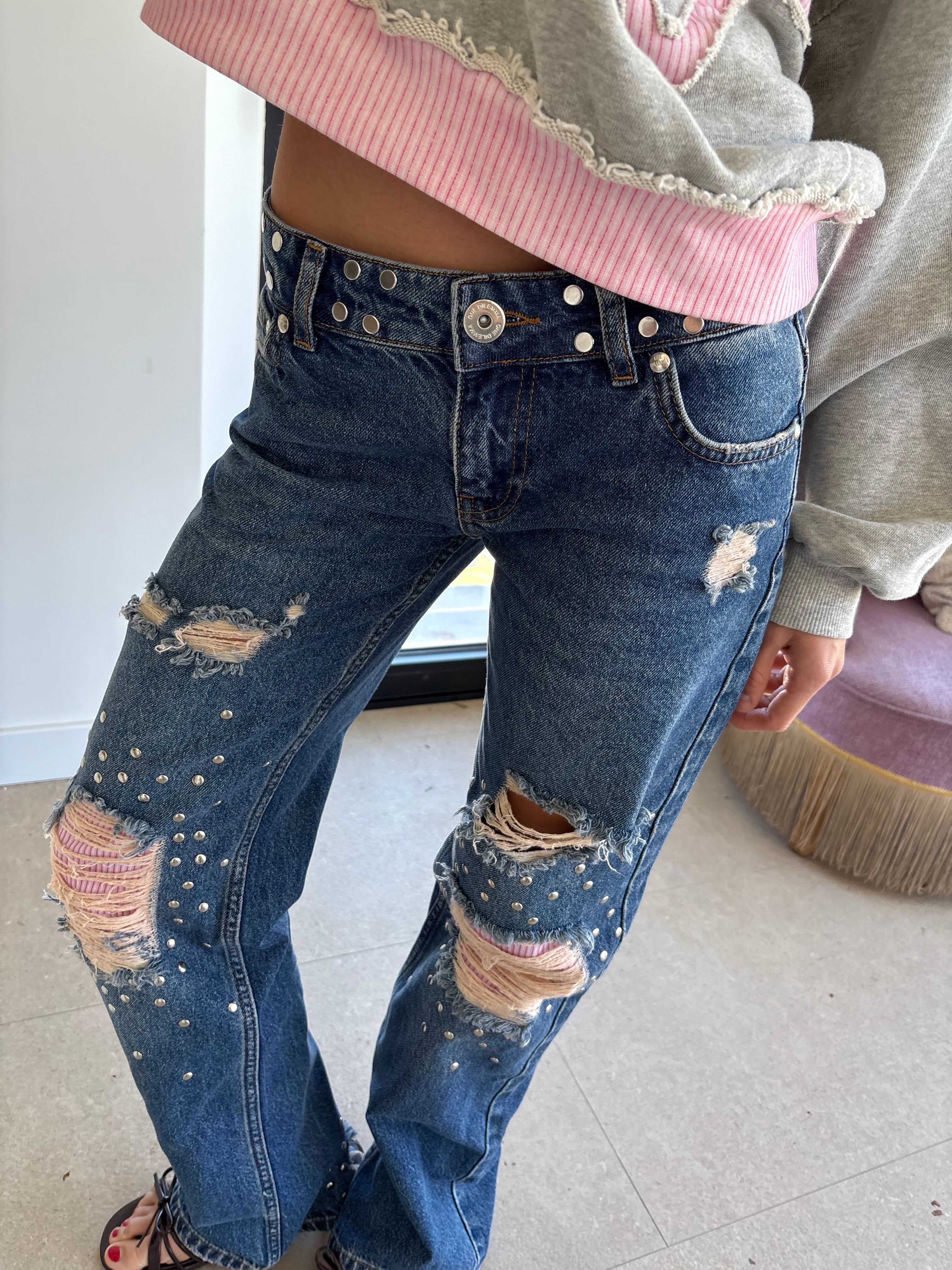 RIPPED STRAIGHT JEANS - Image 2